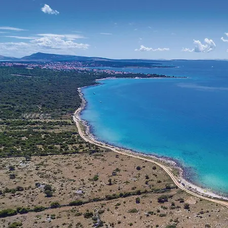 Stunning In With Wifi Apartment Mandre