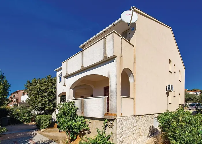 Stunning In With Wifi Apartamento Mandre