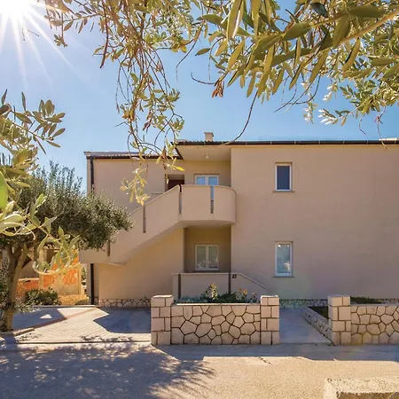 2 Bedroom Cozy In Apartman